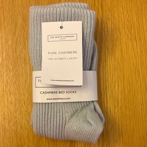 The White Company Pure Cashmere Bed Socks - Pale Blue